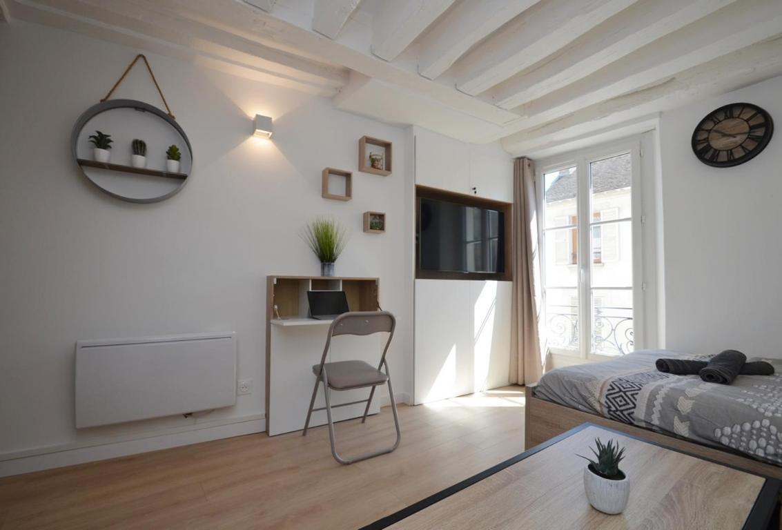 Le Petit France - Hyper Centre De Fontainebleau - Proche Insead Apartment Luaran gambar